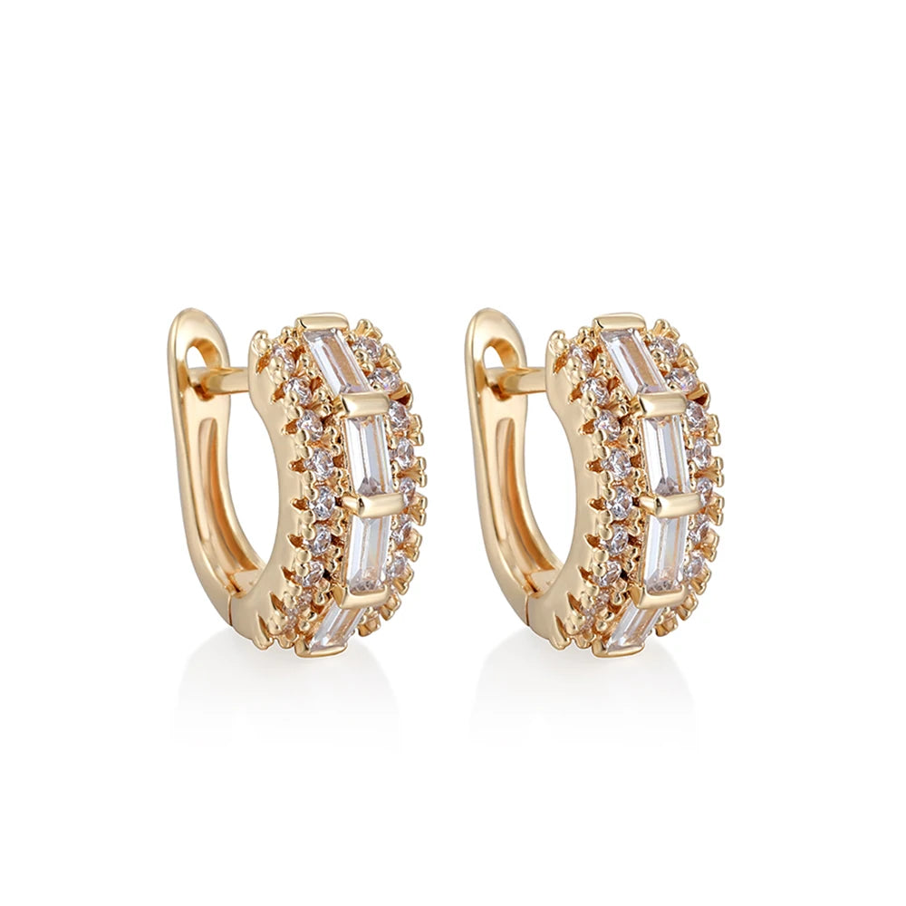 Brinco de Argola Luxuoso com Zircônias Brilhantes Folheado a Ouro 18K