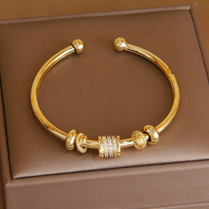 Pulseira Elegante de Zircônia com Nó de Luxo