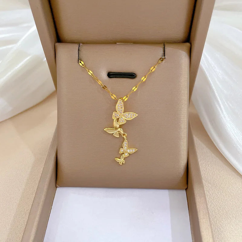 Colar Linda Top Coração de Pérola com Zircão Brilhante