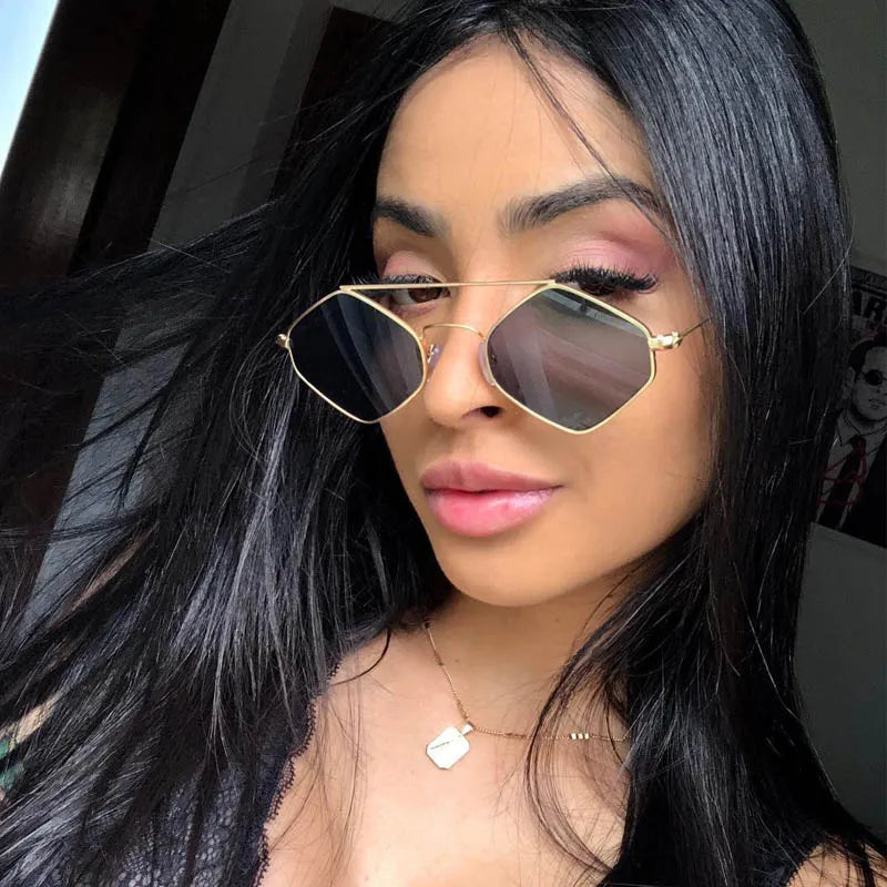 Óculos de sol vintage para mulheres, metal retrô, duplo feixe, óculos Wild Punk, óculos poligonais para o oceano, UV400, moda