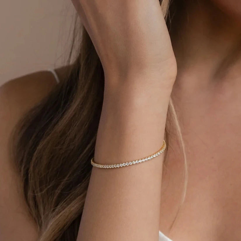 Manco pulseira brilhante banhada a ouro de aço inoxidável, zircônia branca de alta qualidade, fileira única, acessório simples para meninas