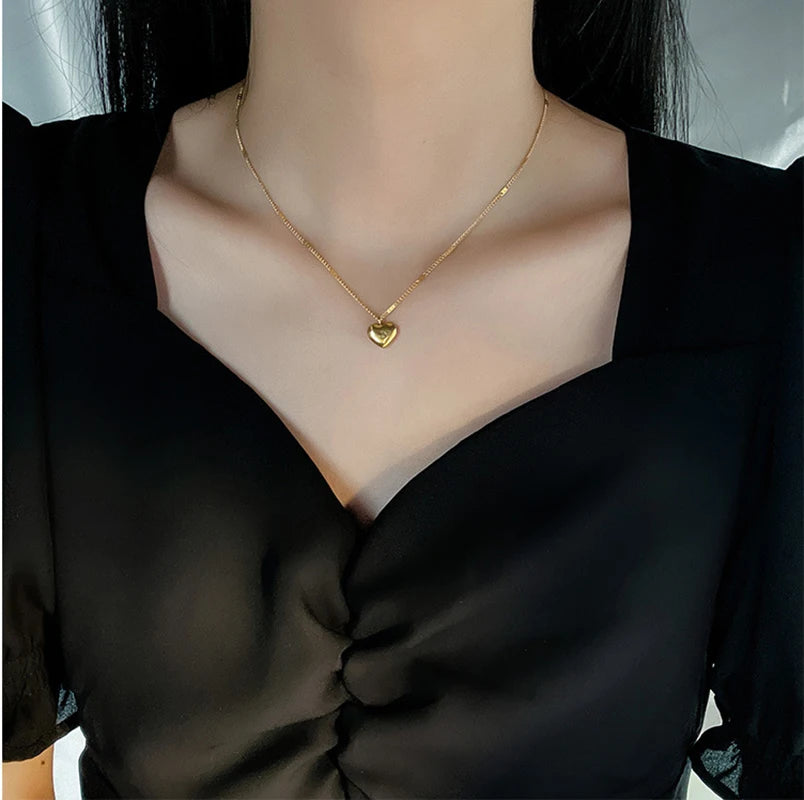 Xiyanike 316l aço inoxidável cor de ouro amor coração colares para mulheres gargantilhas 2021 tendência moda festival festa presente jóias