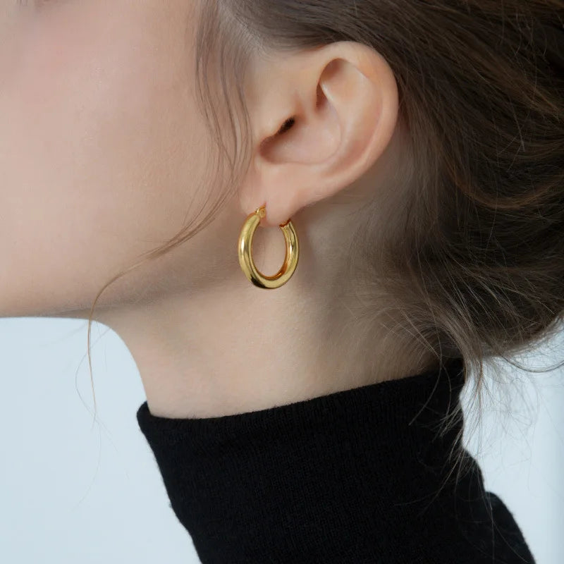 Lbyzhan 925 prata esterlina retro brincos de argola para mulheres personalidade moda francesa fivelas de orelha E-045
