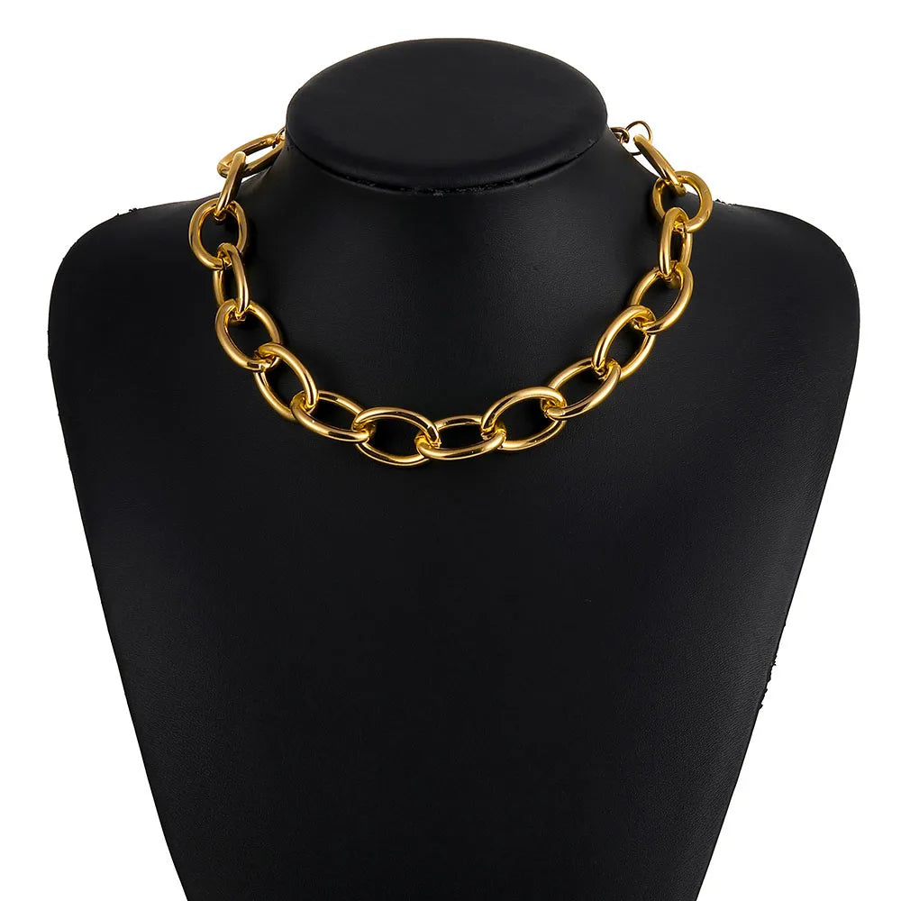 Gargantilha Punk Linda Top: Elegância Geométrica