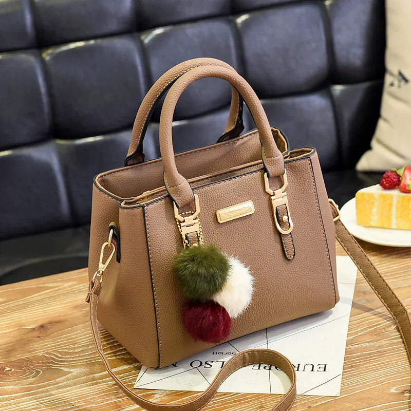 Bolsa Feminina Linda Top: Elegância e Versatilidade