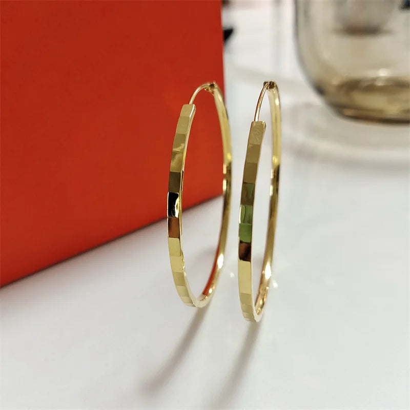 Brincos de Argola 18K Banhados a Ouro Linda Top
