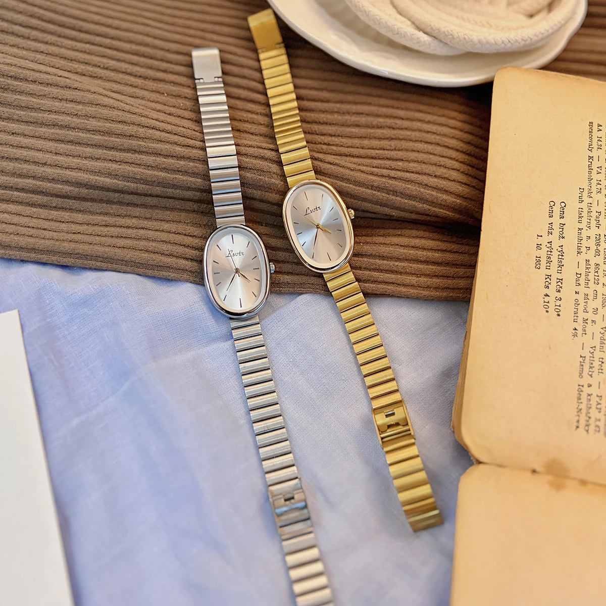 Relógio Feminino Vintage Luxo com Bracelete Dourado