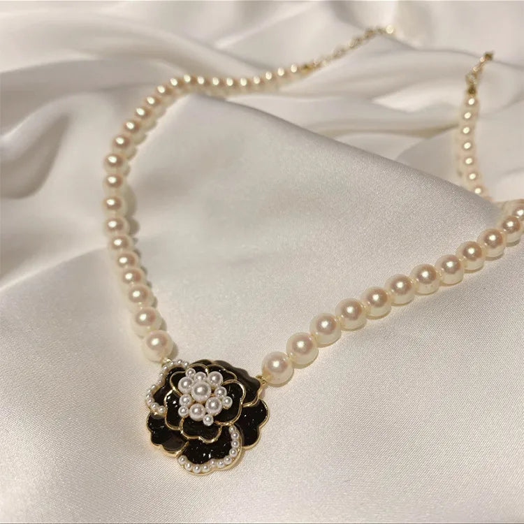 Colar Elegance de Pérolas Dupla Camada Linda Top