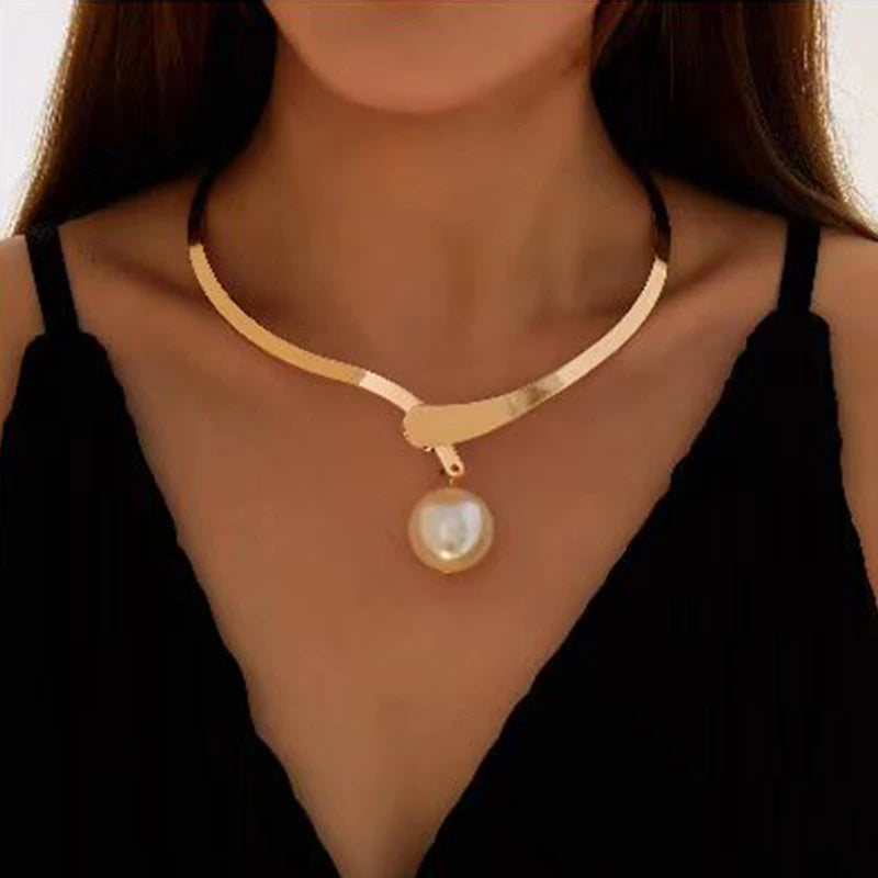 Novo Exagerado Metal Collar Elegante E Nobre Colar De Pérolas Para As Mulheres Coreano Moda Colares Aniversário Festa Jóias Presentes