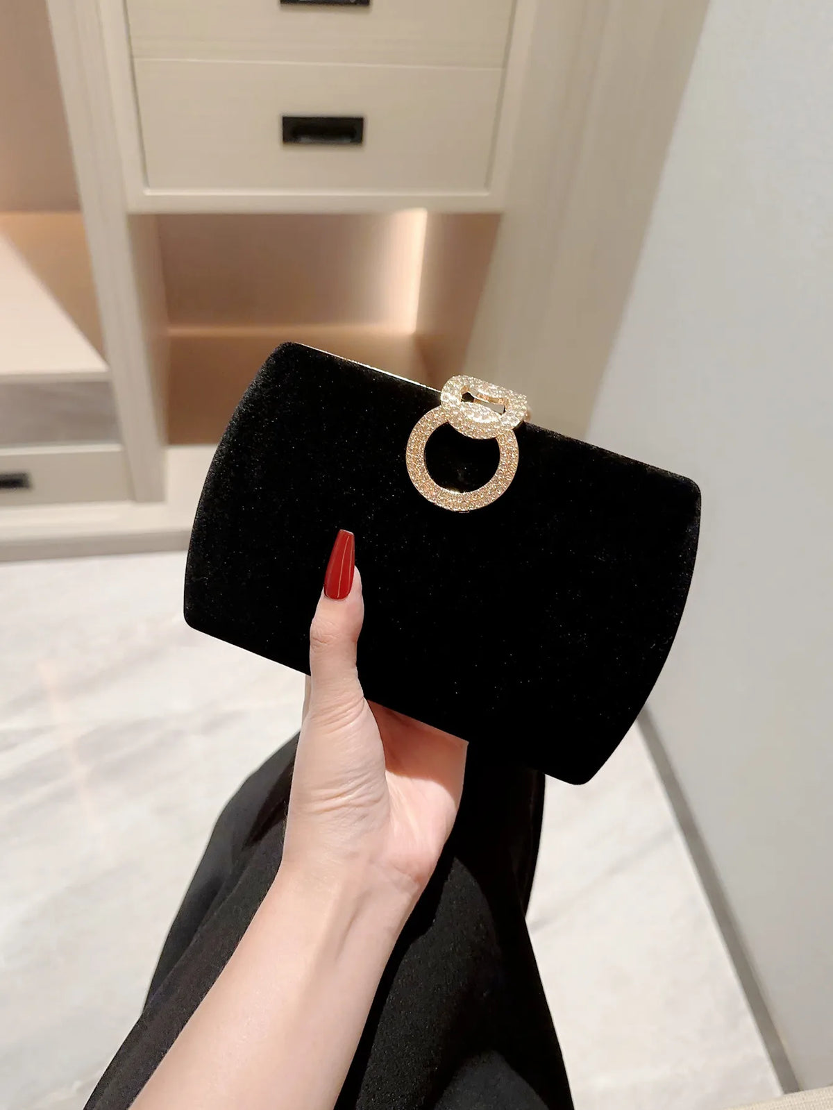 Clutch de Veludo com Strass Brilhante Linda Top
