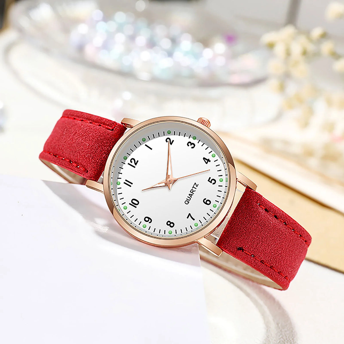 2024 novo requintado e prático senhoras diamante-cravejado luminoso retro feminino relógio cinto de quartzo moderno e minimalista relógio