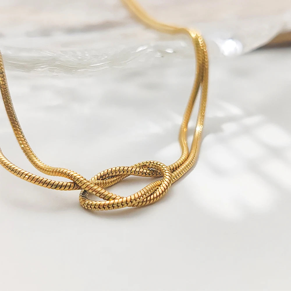Colar Minimalista Linda Top Banhado a Ouro 14k