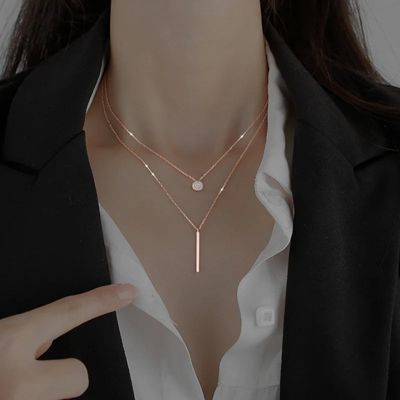 Colares de pérolas simples para mulheres, pendão longo, design puxado, correntes de clavícula, joia da moda, cor dourada