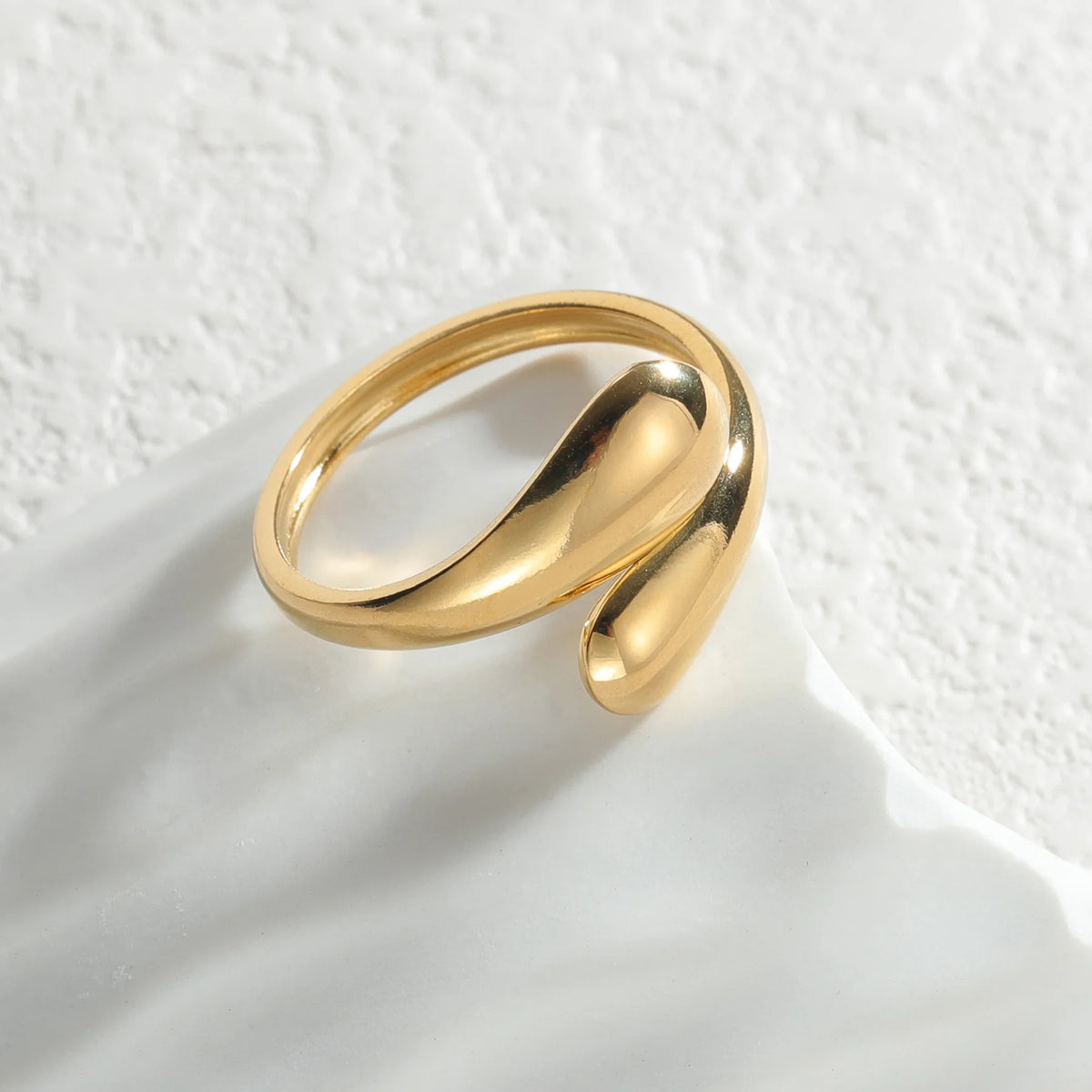 Anel Geométrico Elegante em Aço Inoxidável 18K