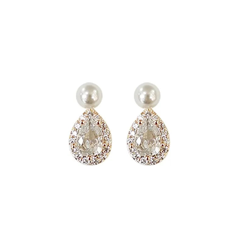 Brincos de Pérola e Zircão Banhados a Ouro 14K