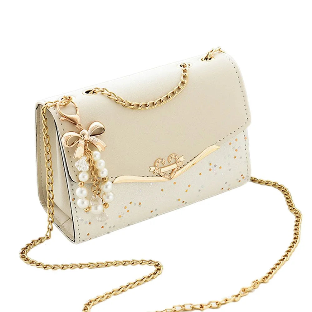 Bolsa Linda Top com Lantejoulas e Pingente de Borla
