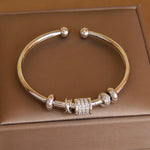 Pulseira Elegante de Zircônia com Nó de Luxo