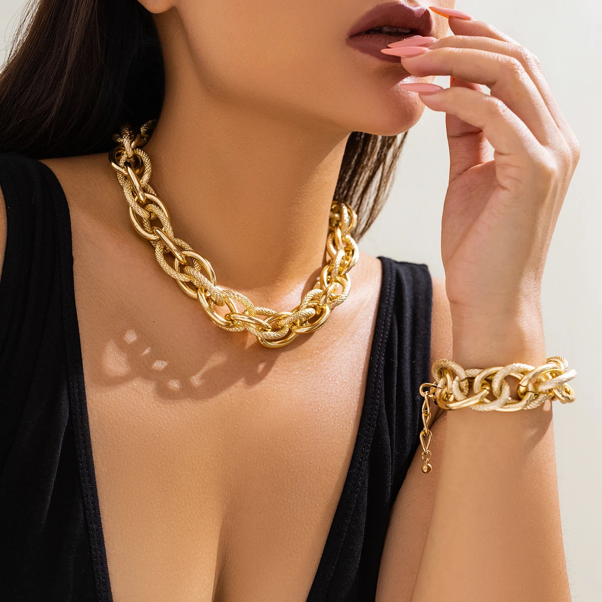 Conjunto Luxuoso de Correntes Cruzadas Linda Top
