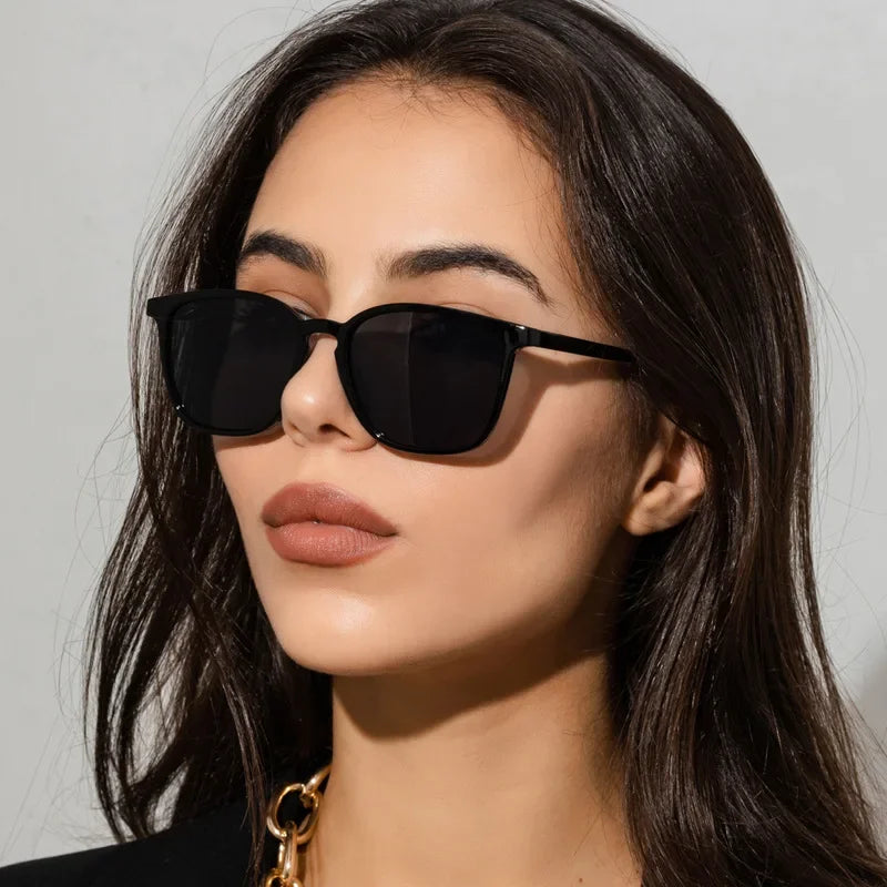 Óculos de sol quadrados vintage para mulheres, óculos de sol espelho de luxo UV400 Shades, moda feminina, marca designer, retro