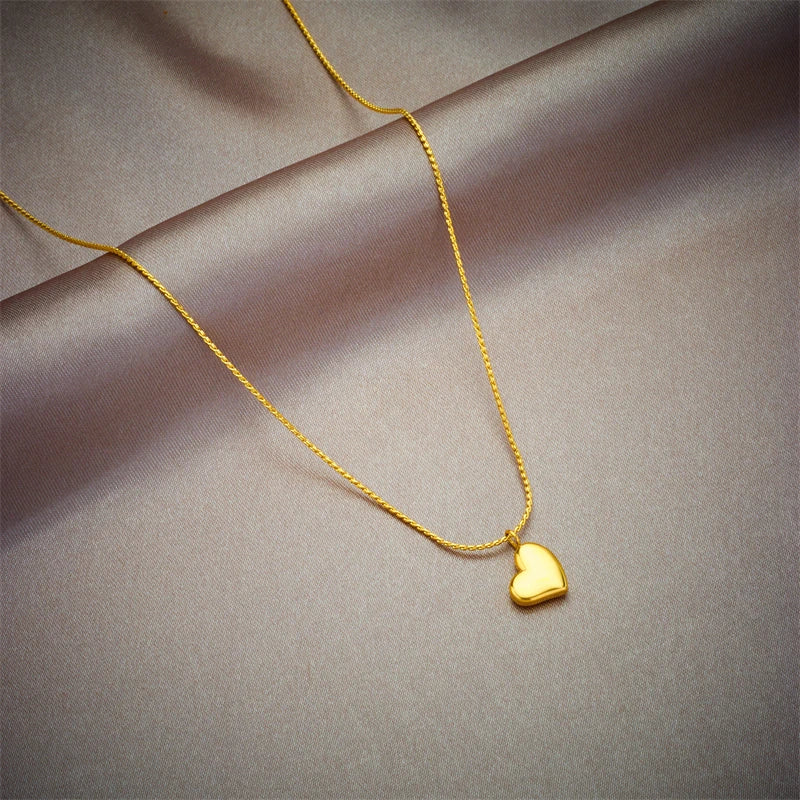 Xiyanike 316l aço inoxidável cor de ouro amor coração colares para mulheres gargantilhas 2021 tendência moda festival festa presente jóias