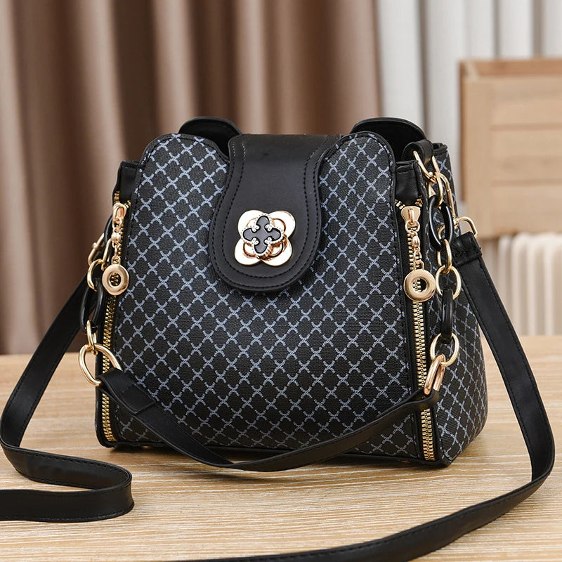 Nova bolsa feminina design de luxo balde ombro crossbody saco flip verificação impressão grande capacidade ombro único straddle saco