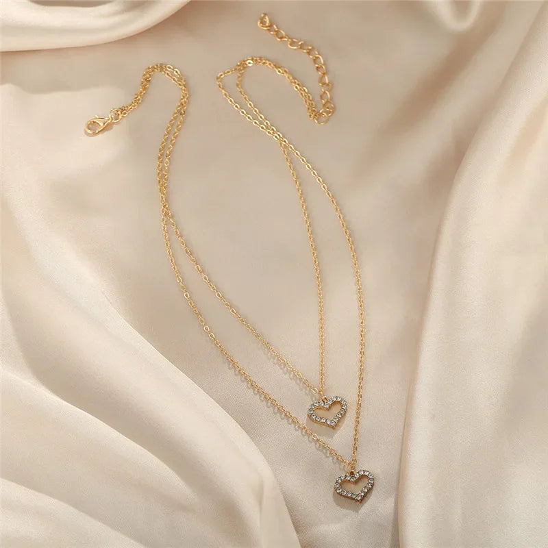 Colar de pérolas de dupla camada para mulheres, cor ouro k-pop, pingente de miçangas, gargantilha gótica, joias da moda, novo, 2024